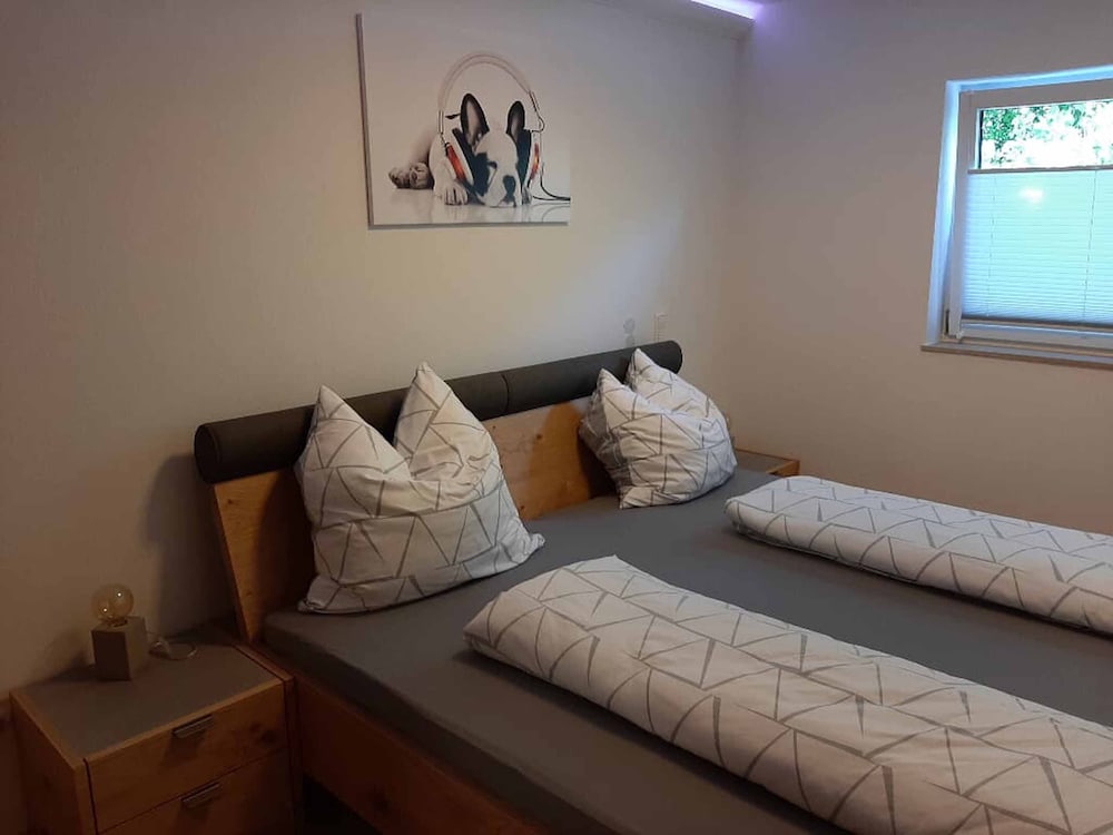 Apartment photo 2