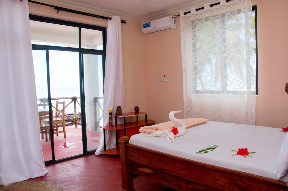 Deluxe Double Room, 1 Bedroom, Non Smoking, Sea View photo 3