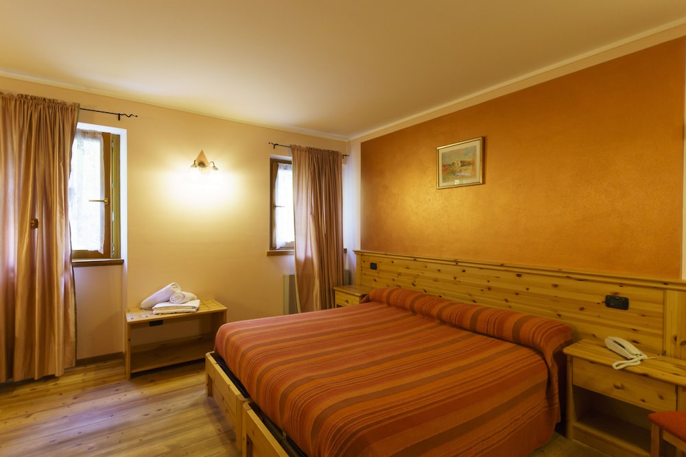 Quadruple Room, Balcony photo 3