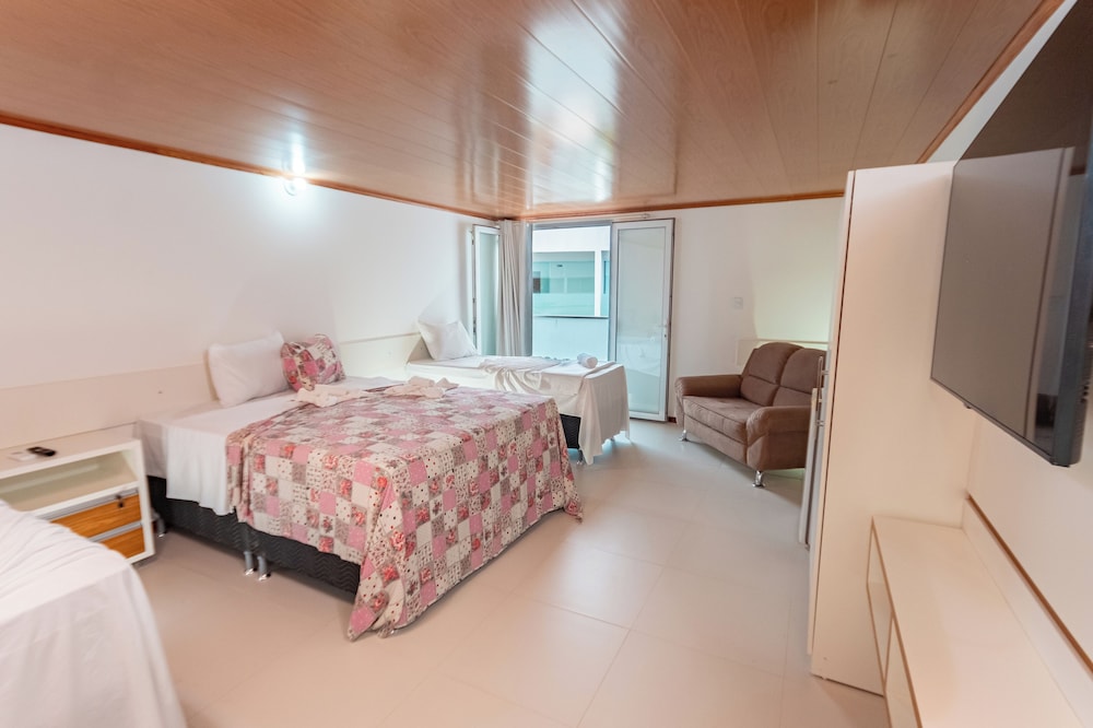 Quadruple Room photo 3