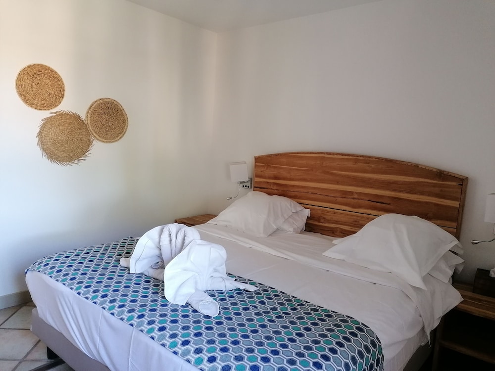 Standard Double Room photo 3
