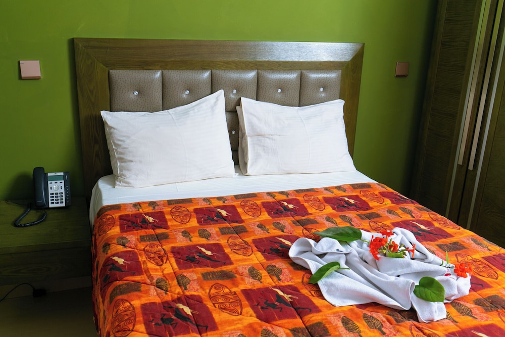 Standard Room, Balcony, Courtyard View photo 3