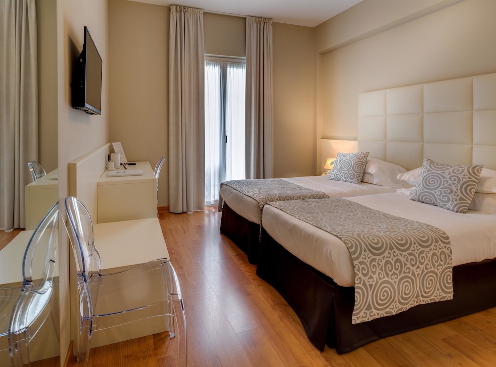 Standard Room, 2 Twin Beds