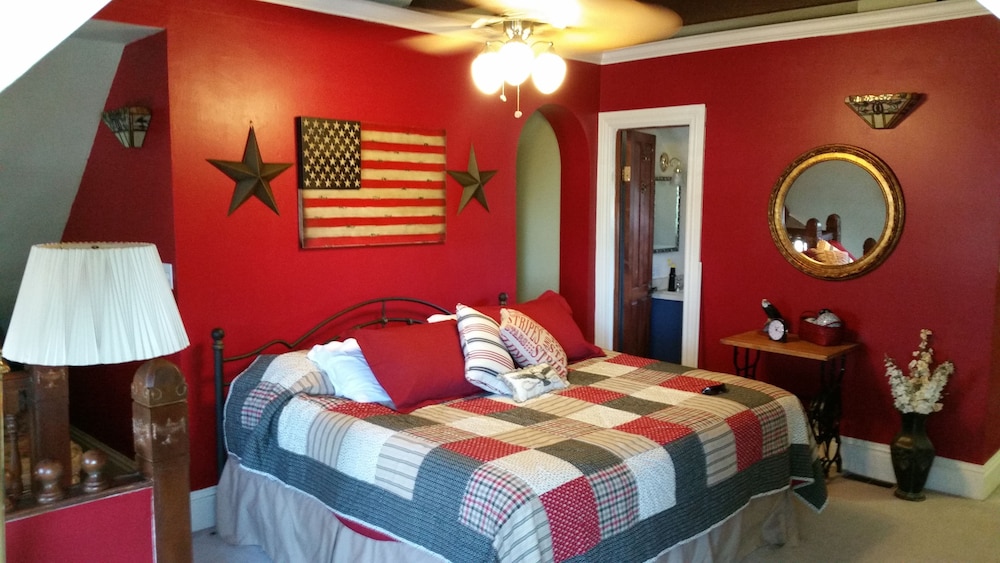 Penthouse, Third Floor photo 1