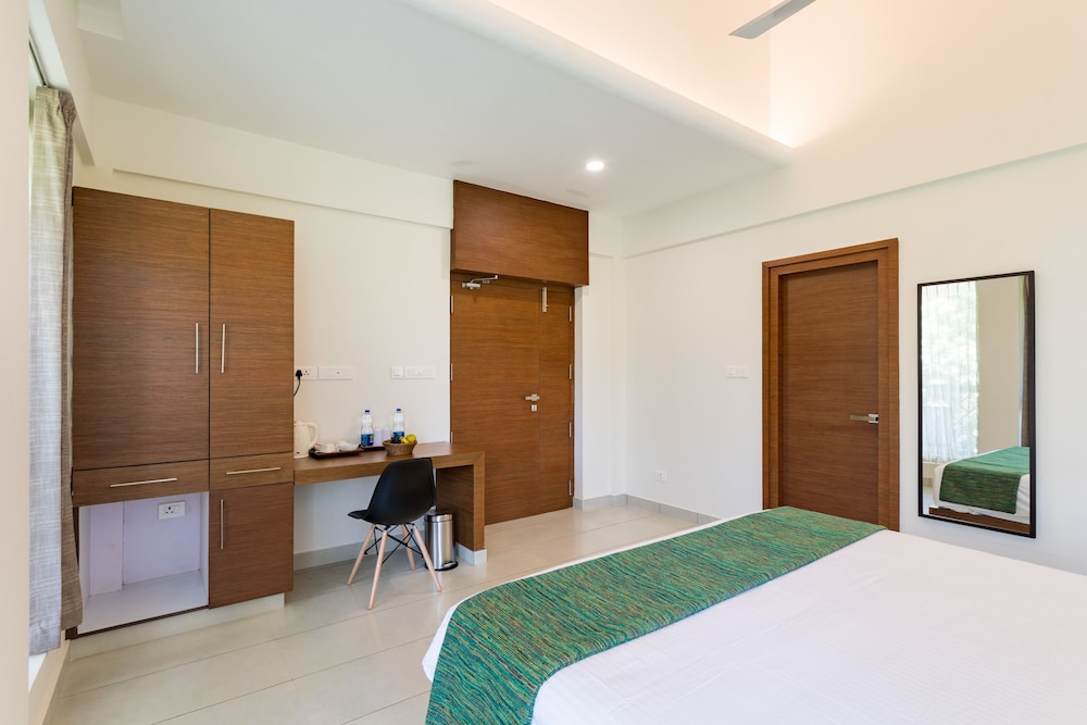 Cedar Room photo 3
