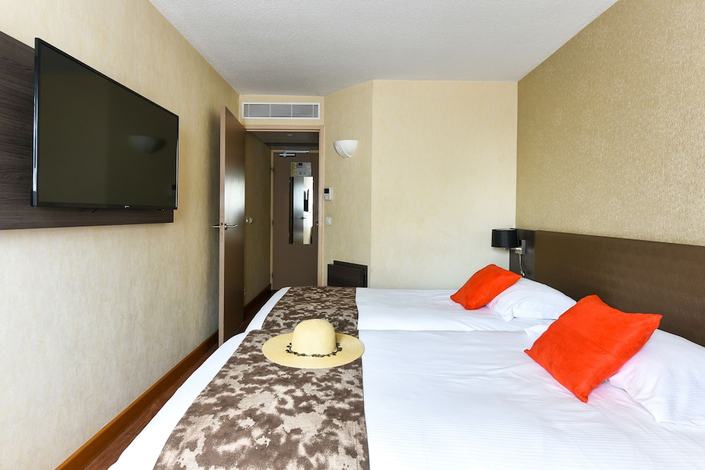 Standard Room, 2 Twin Beds, Non Smoking - Photo 4