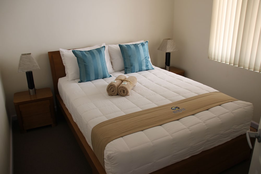 3 Bedroom Luxury chalet (Standalone Fully Self Contained Chalet) photo 2