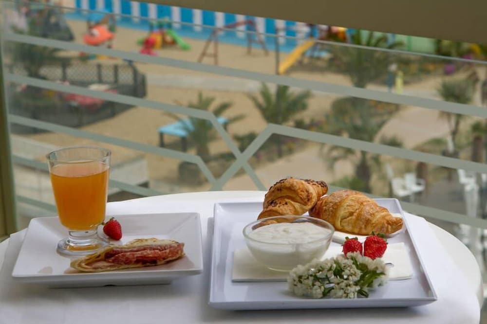 Standard Double or Twin Room, Accessible, Sea View photo 2