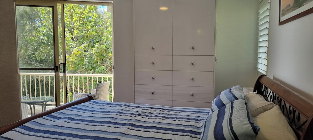 2 Bedroom Deluxe Unit photo 2
