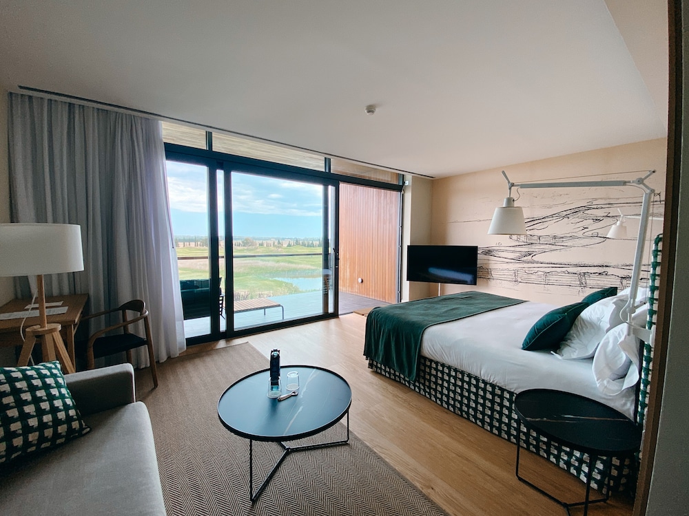 Suite Junior, Terraza (2 adultos + 2 niños)