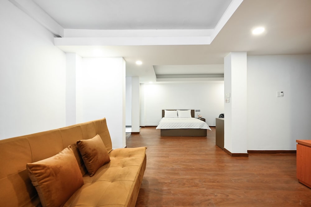 Premium Deluxe Room with Bathtub photo 2