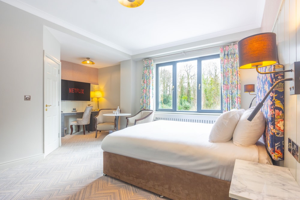 Superior Room, 1 King Bed