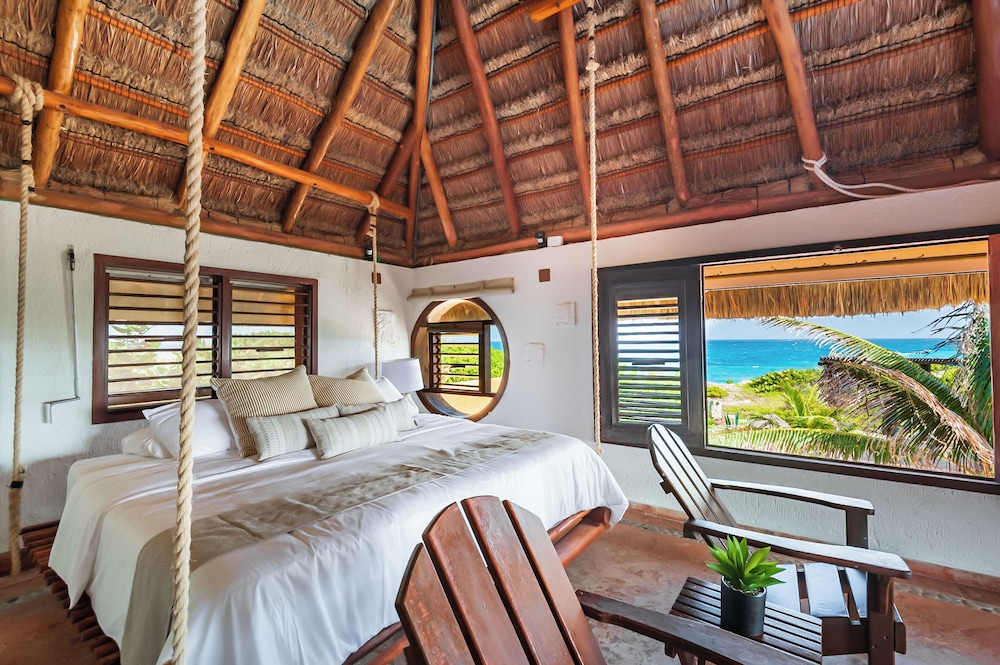 Deluxe Double Room, Partial Ocean View