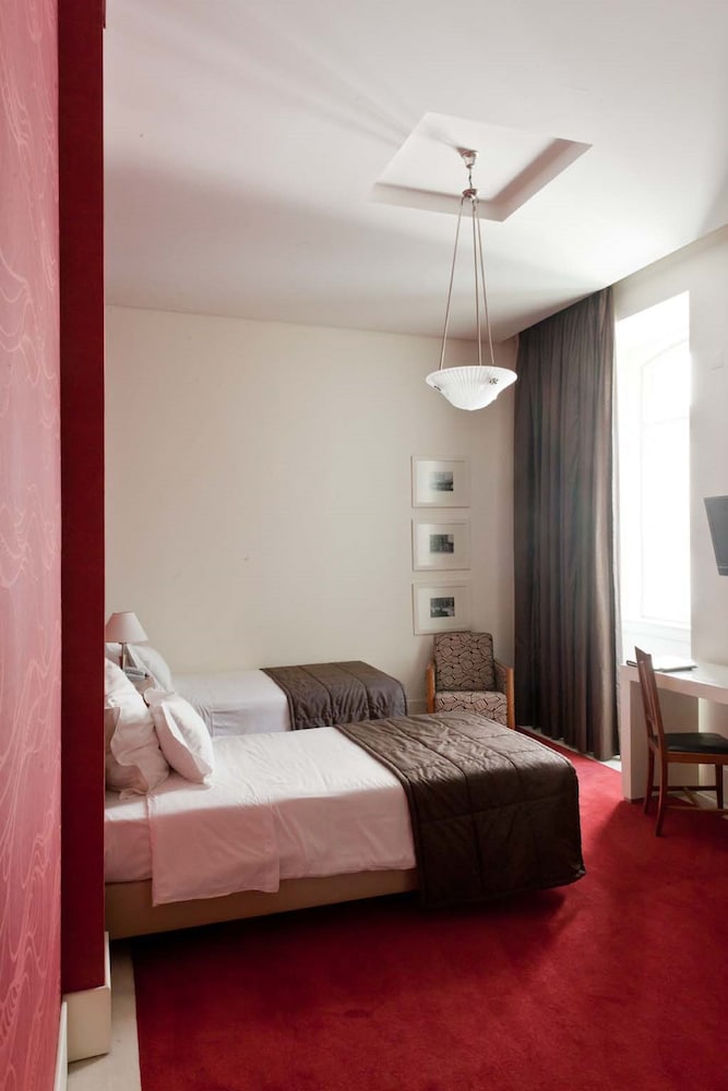 Classic Double or Twin Room (+ Extra Bed) - Photo 6