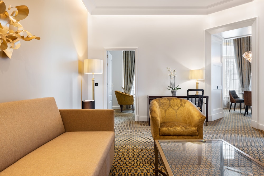 Suite, Sea View - Photo 7