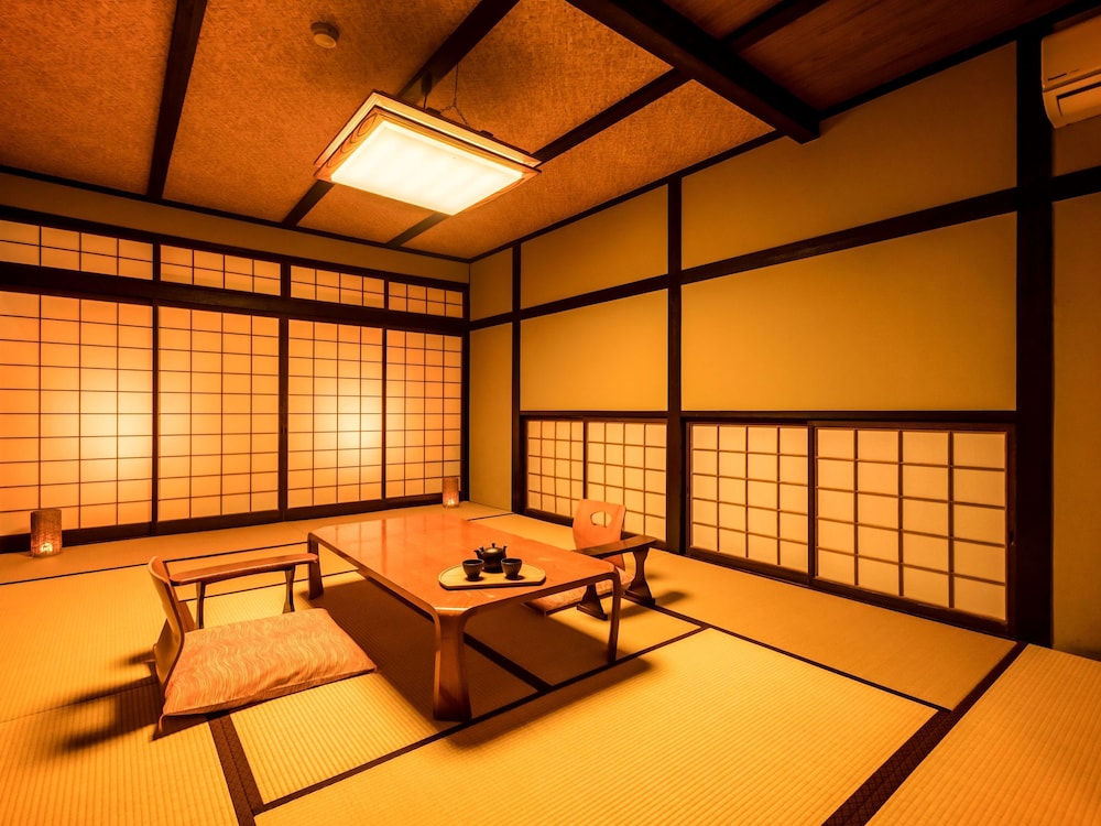 Standard Japanese Style Room without Bath (Garden View) Non-Smoking