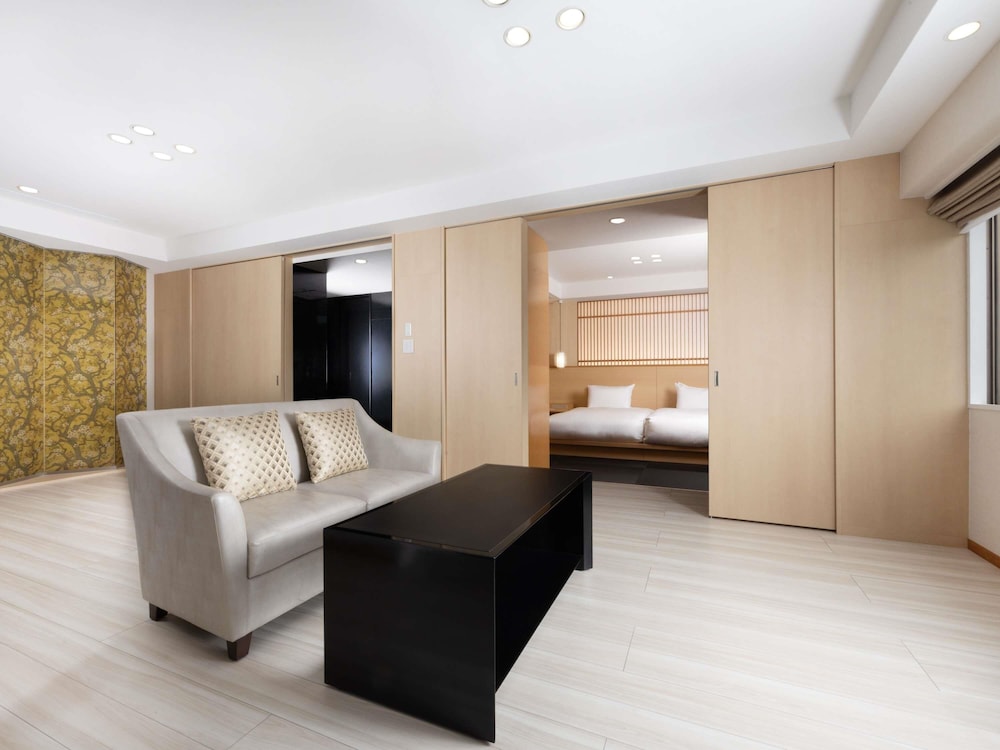 Standard Suite, 2 Twin Beds