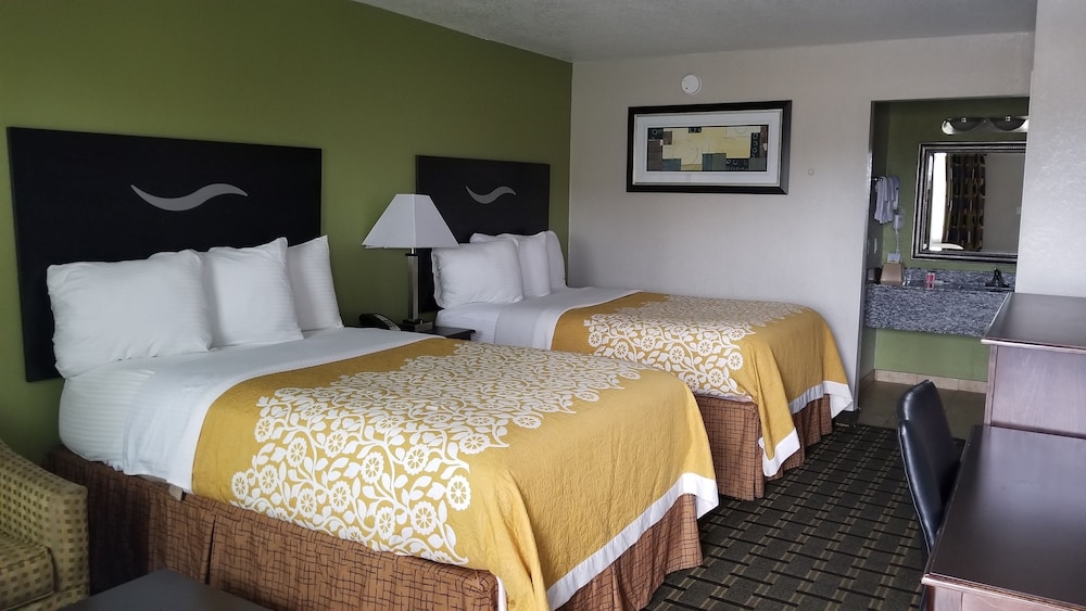 Double Room, 2 Double Beds - Photo 1
