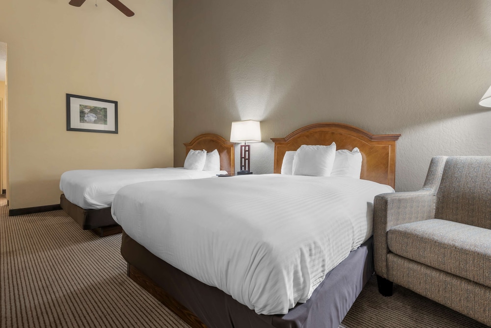 Standard Room, 2 Queen Beds, Non Smoking, Fireplace