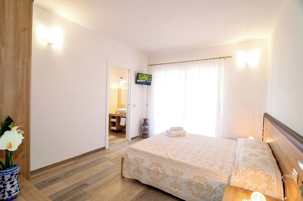 Superior Double Room, Garden View photo 2
