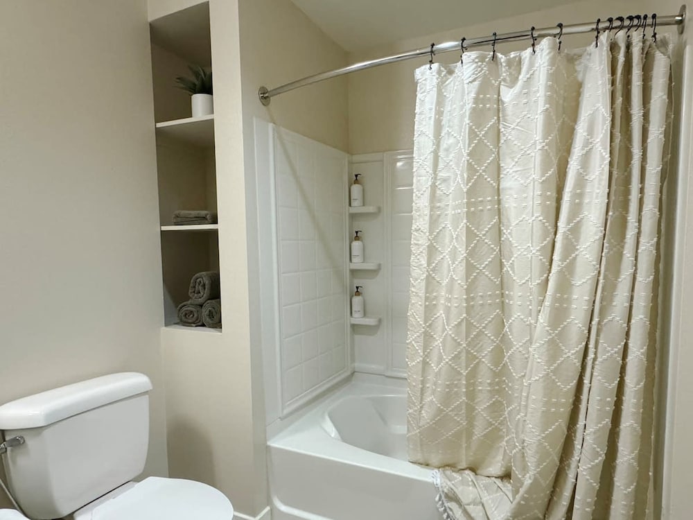 Stylish Retreat W Pool GYM Parking 10min to Cedars, Fotografia 32