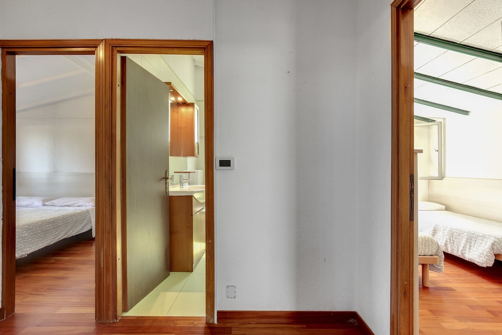 Design Bungalow, 2 Bedrooms, Kitchen photo 2