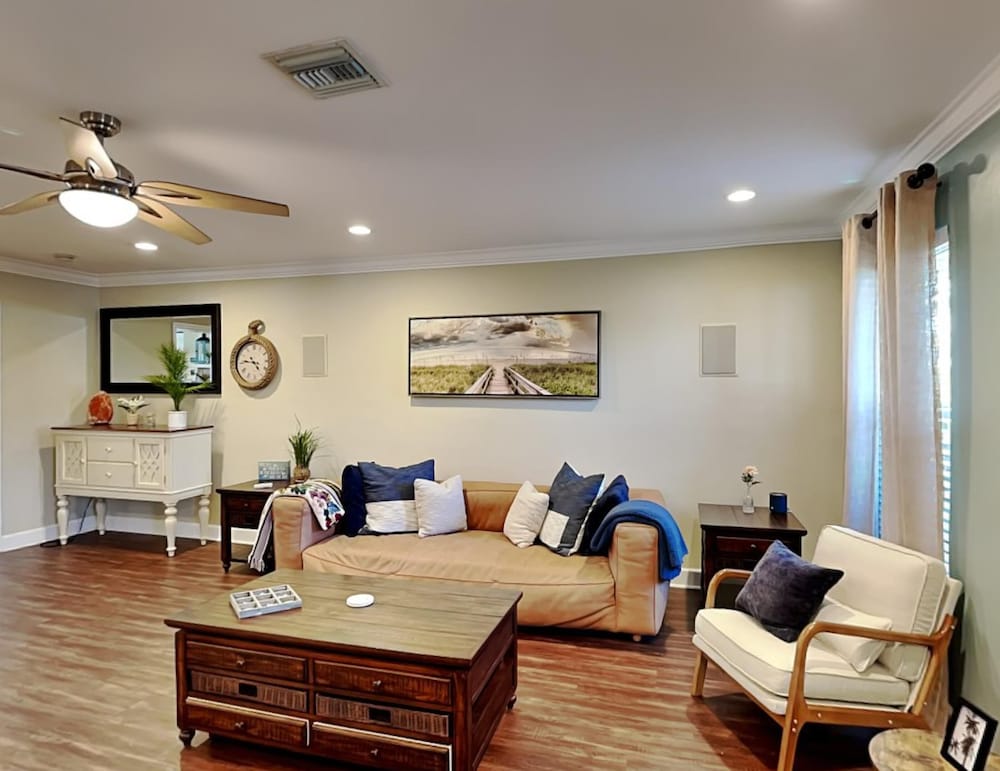 House, Multiple Beds, Pool Access, Garden View photo 1