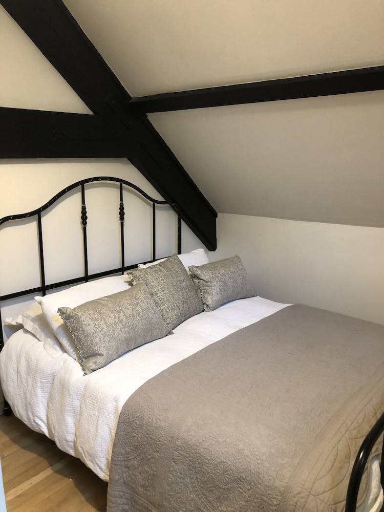 Deluxe Suite (West Suite.) photo 3