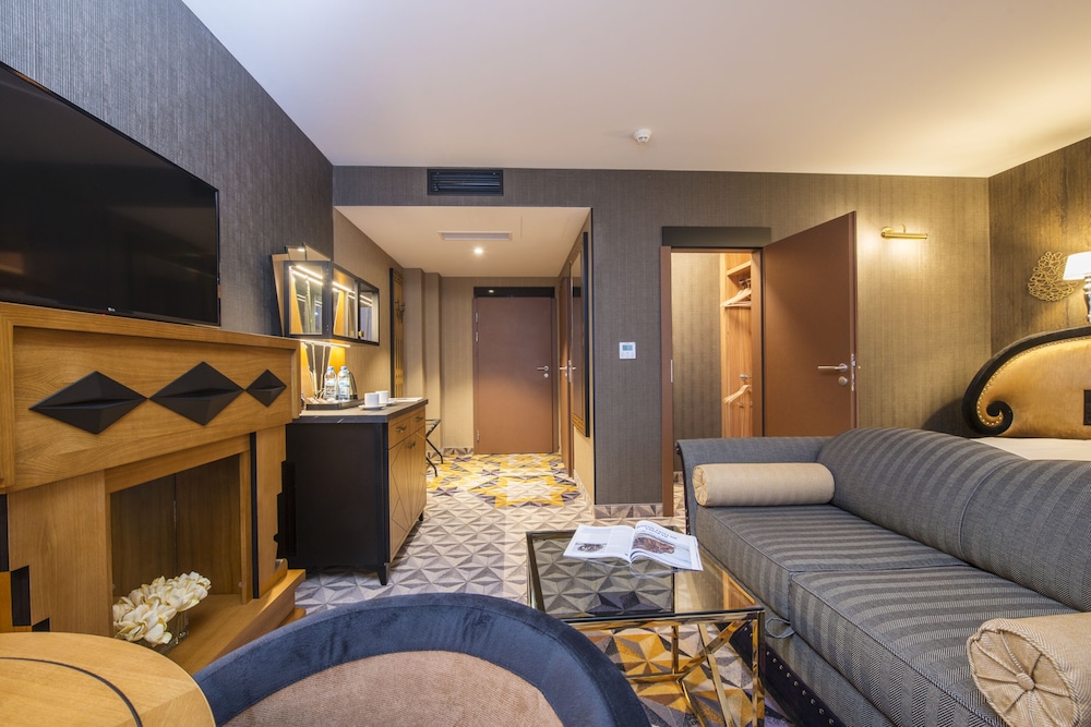 Deluxe Double or Twin Room - Photo 4
