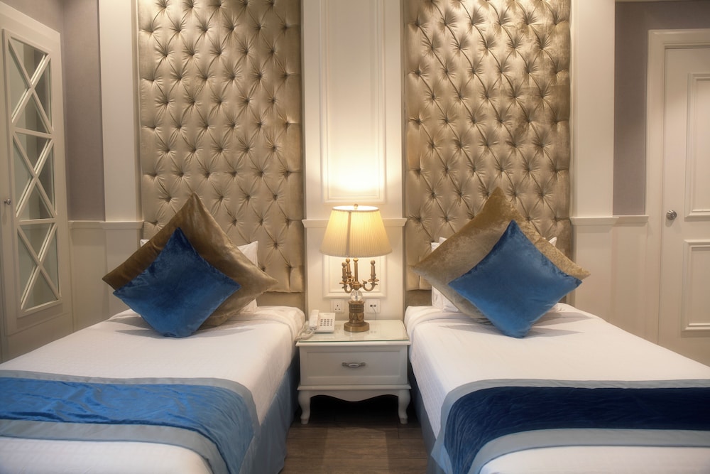 Deluxe Twin Room photo 2