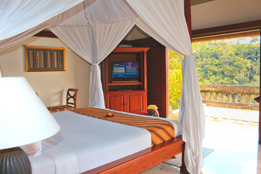 Drupadi Two Bedroom Villa with Private Pool - Photo 21