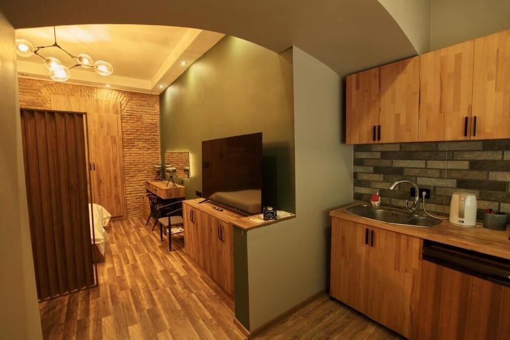 Economy Room photo 3
