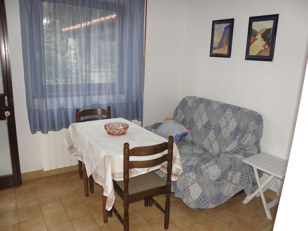 Apartment (Ruzica - 50 m from sea - A1 Mali (2+1) photo 3