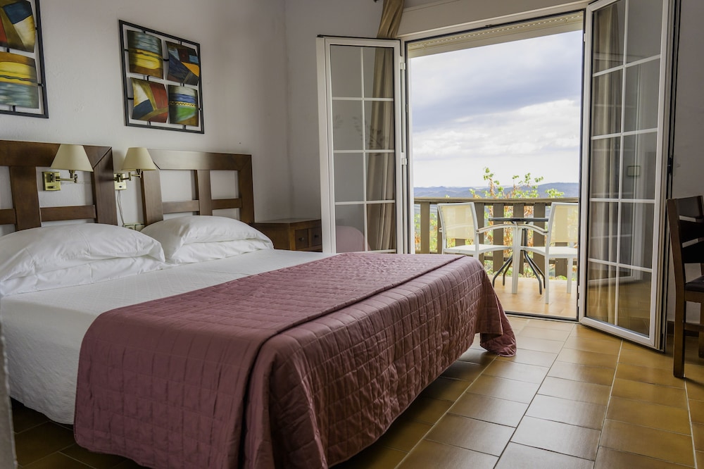 Double Room, Terrace, Mountain View - Photo 3