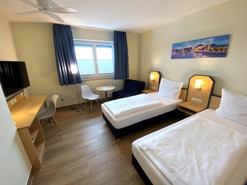 Standard Double Room photo 2