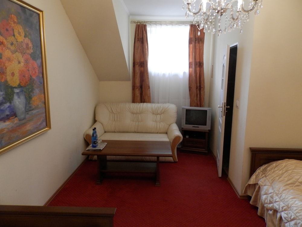 Quadruple Room (Number 202) photo 1