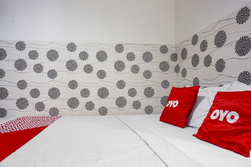 Standard Double Room - Photo 8