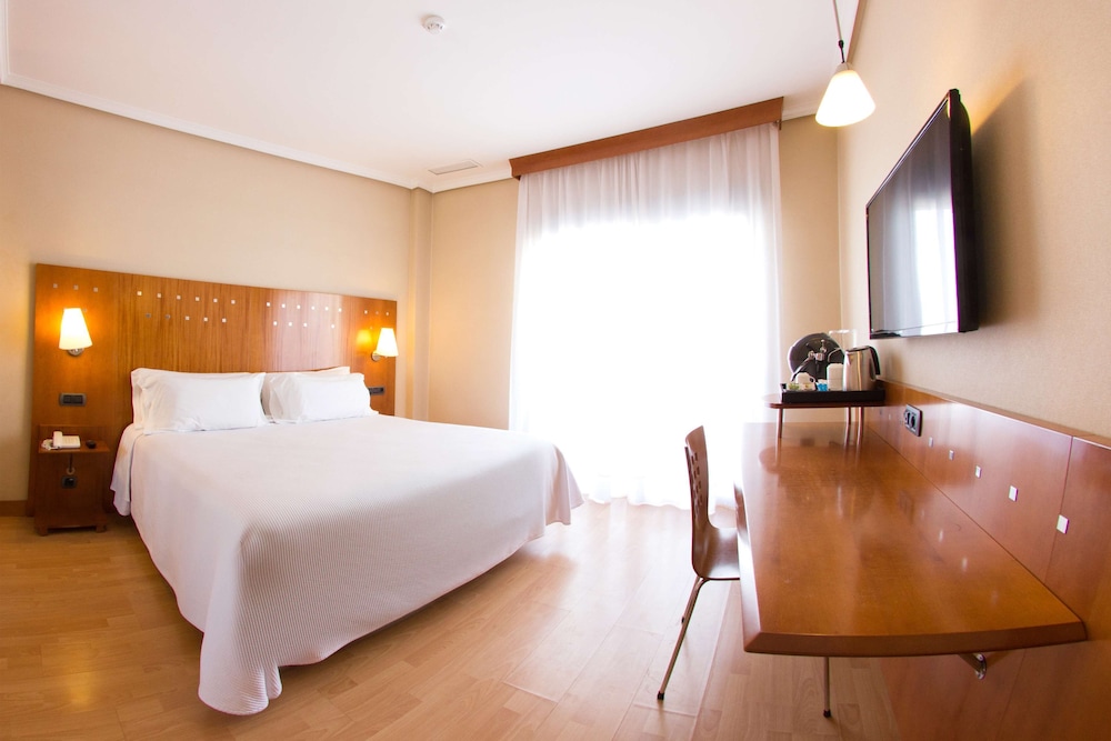 Standard Room - Photo 1
