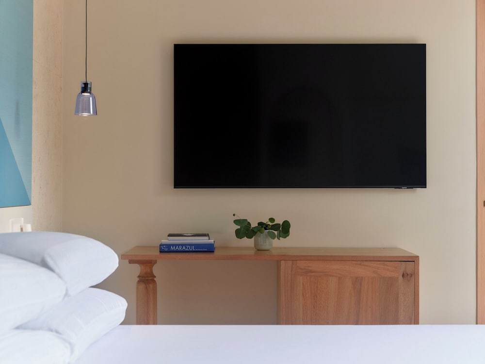 Room, 1 Queen Bed (City Single)
