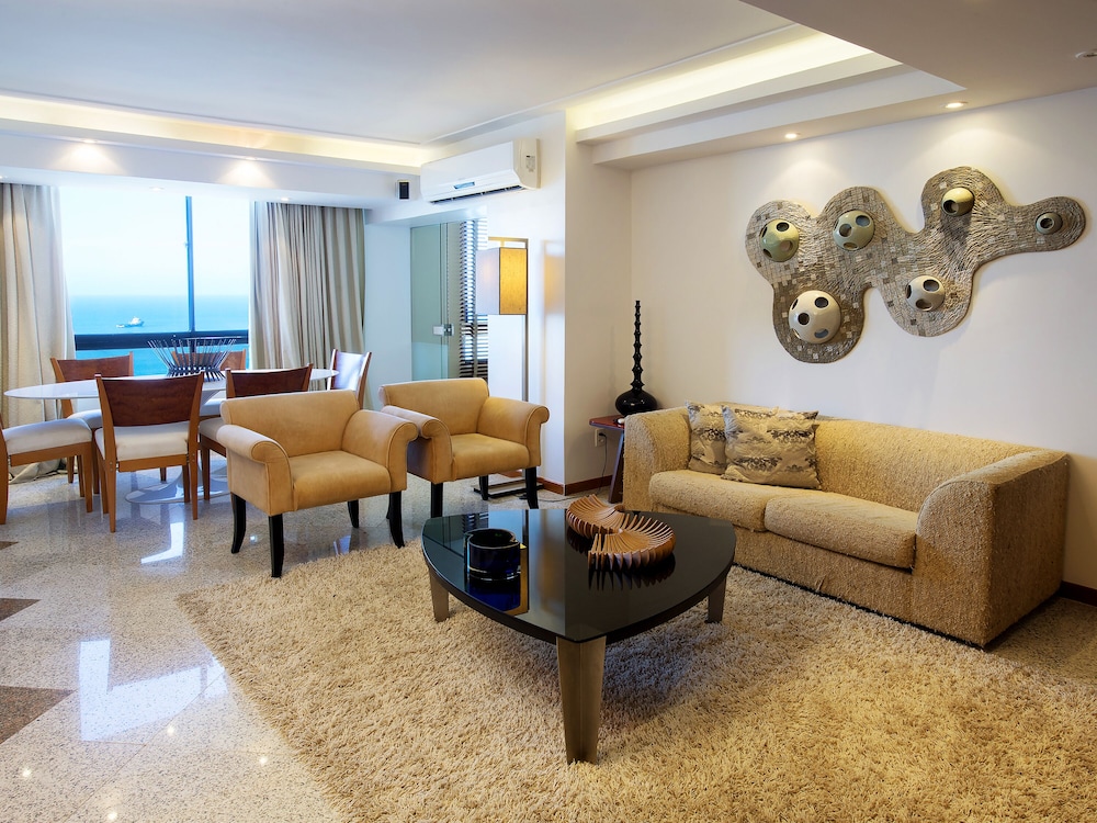 Presidential Suite, Oceanfront photo 2