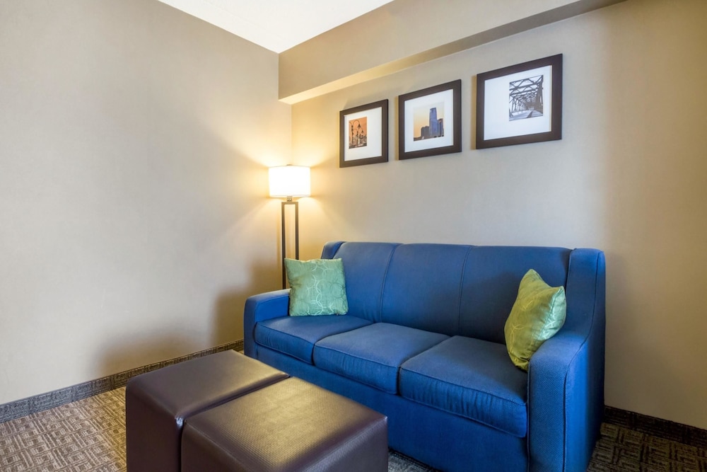 Suite, 2 Double Beds, Non Smoking