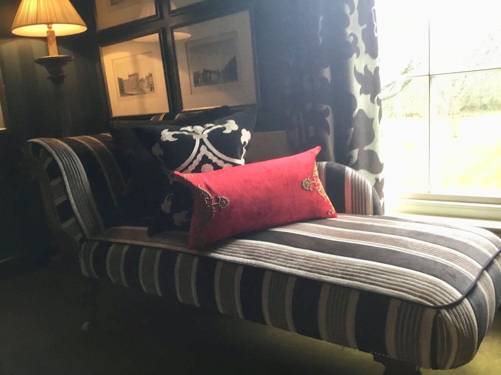 Allan Ramsay Suite - Photo 9