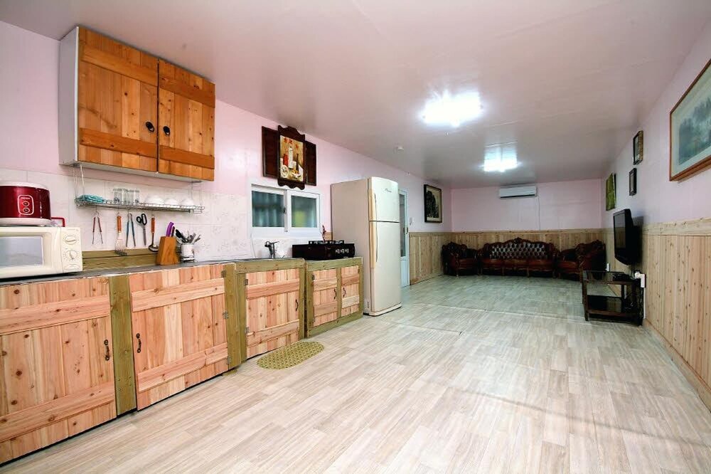 Basic Room, 1 Bedroom (Dokchae(Withpet)) photo 2