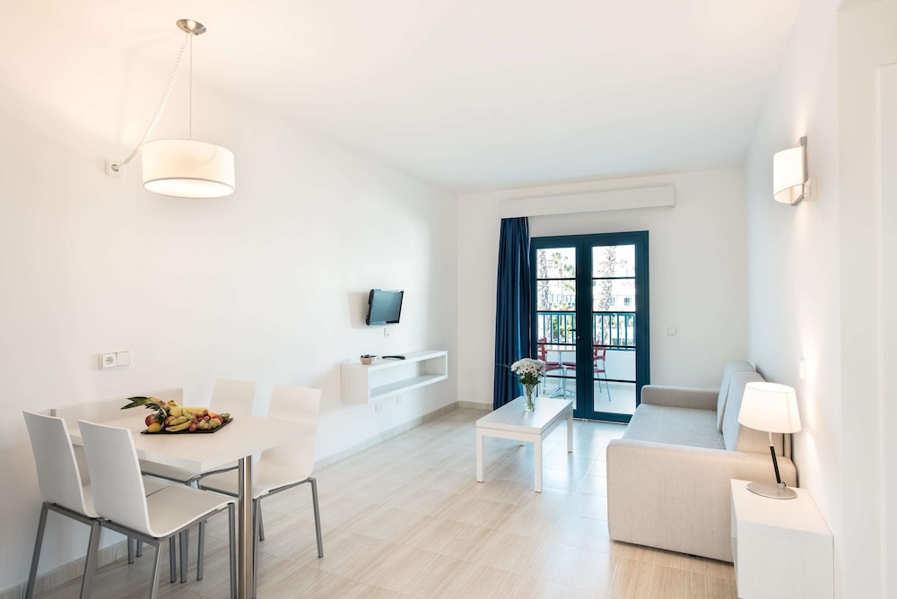 Premium Apartment (Single Use) - Photo 2