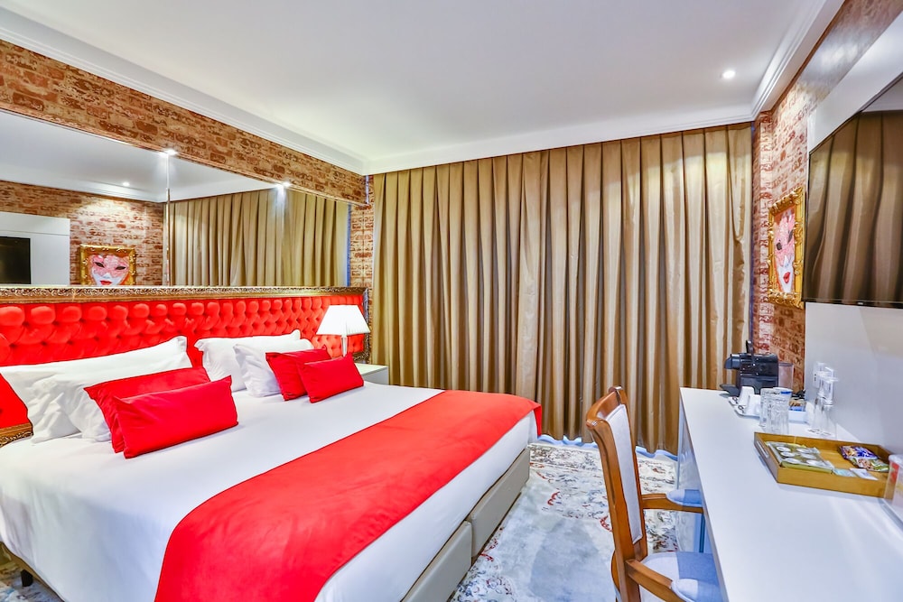 Premium Room, 1 King Bed