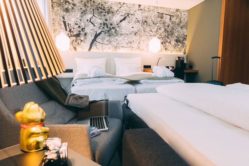Deluxe Room, 1 King Bed