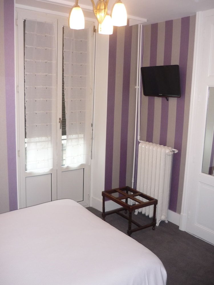 Standard Double Room, 1 Bedroom - Photo 4