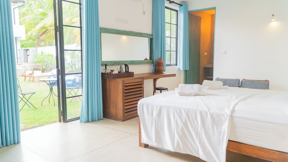 Family Triple Room, Pool View