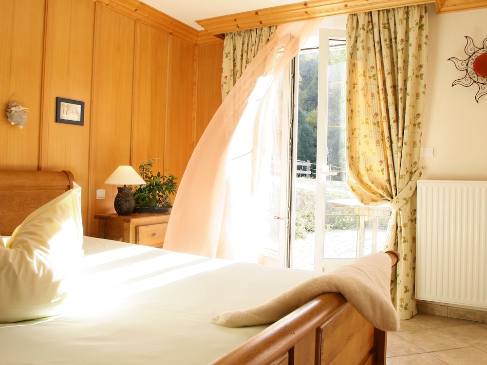 Double Room, Accessible, Garden View - Photo 1