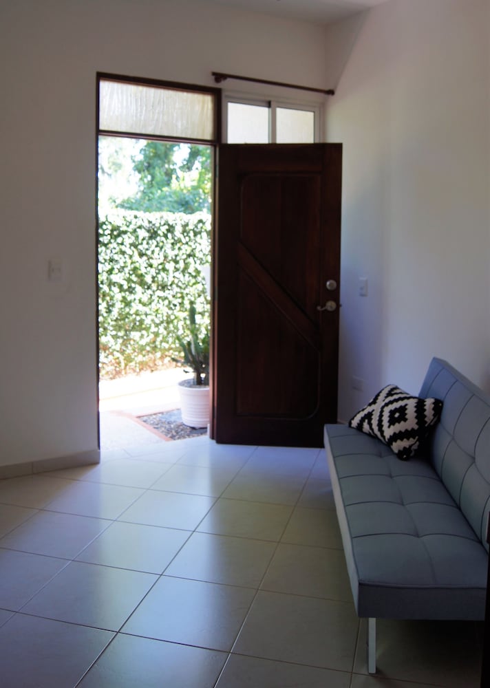 Comfort Studio, 1 Bedroom, 2 Bathrooms, Beachfront photo 3